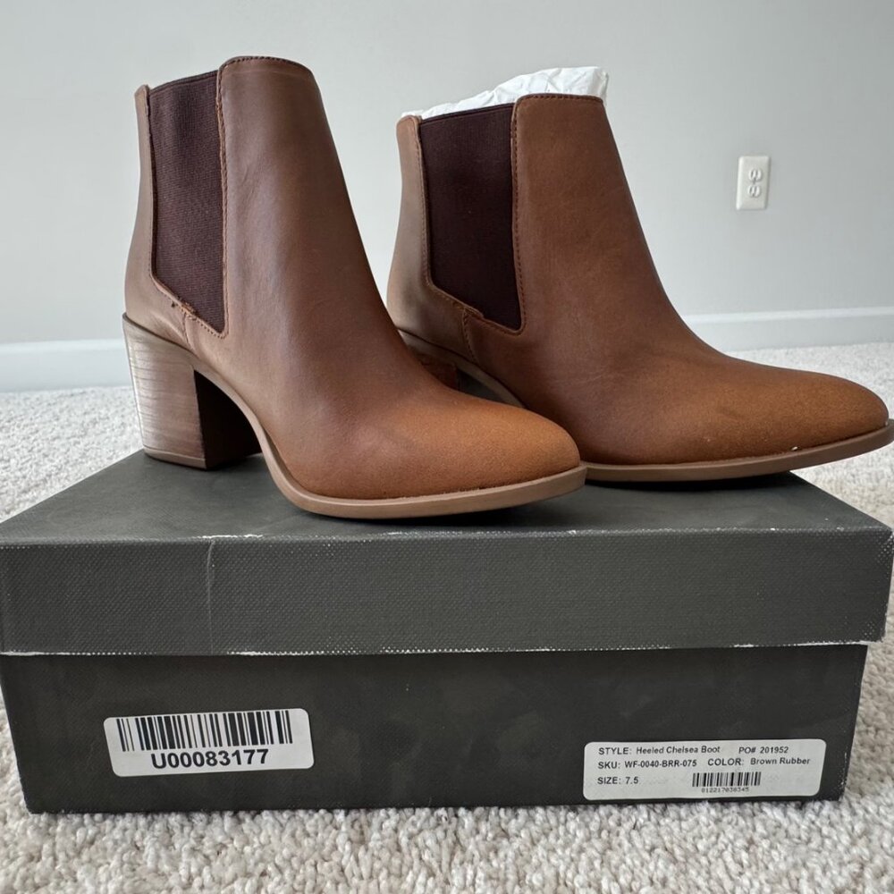 NWT | Nisolo Heeled Chelsea Commuter Boot | 7.5